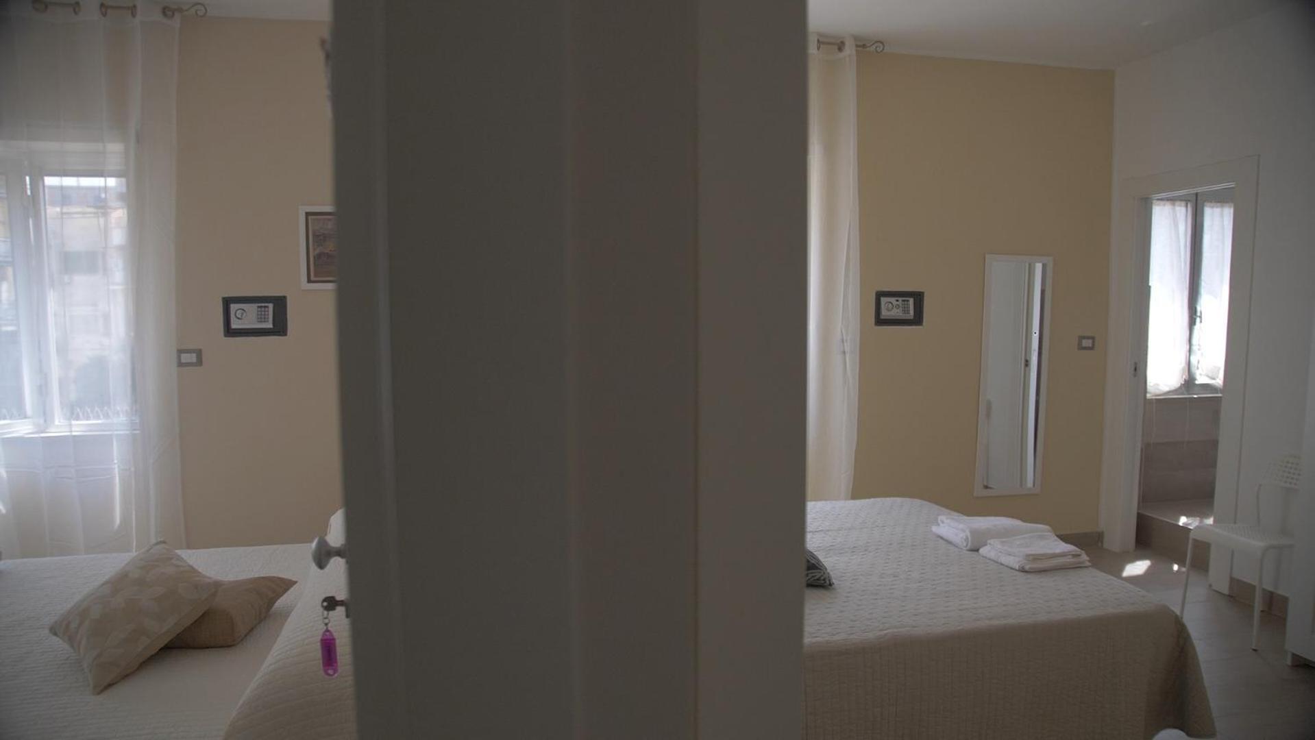 Binario 2 Otel San Giorgio a Cremano Dış mekan fotoğraf