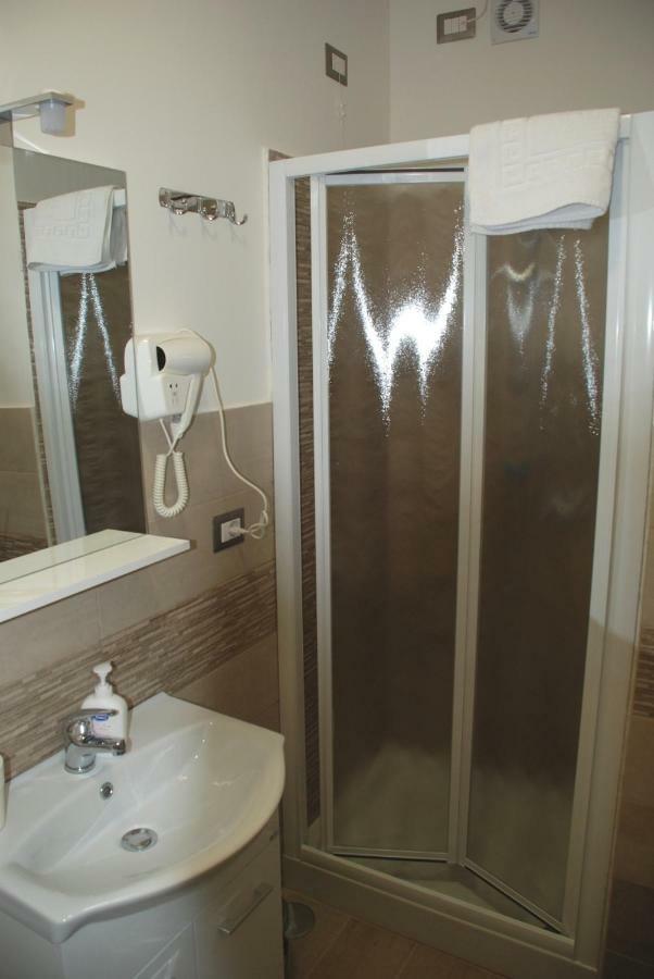 Binario 2 Otel San Giorgio a Cremano Dış mekan fotoğraf