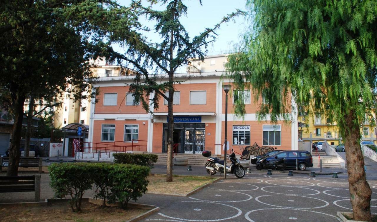 Binario 2 Otel San Giorgio a Cremano Dış mekan fotoğraf